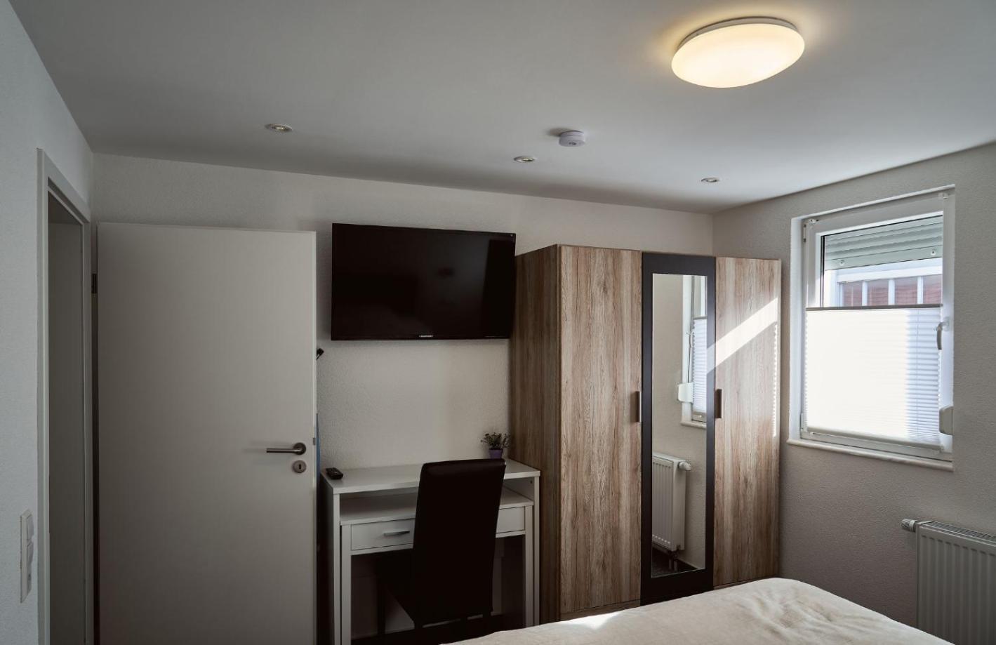Boardinghouse Apart-Hotel Oberkochen Kültér fotó